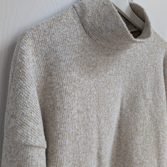 Offline By Aerie Snowday Mock Neck - Picture 5 of 9